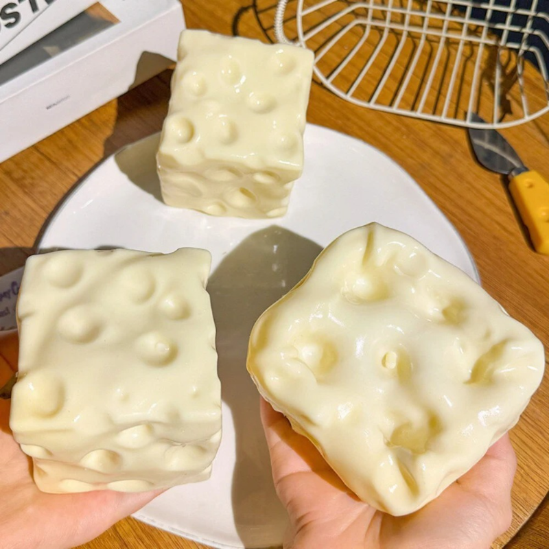 Squishy Cheese Cube Stress Bal - Fire Starter Cube 评论和价格